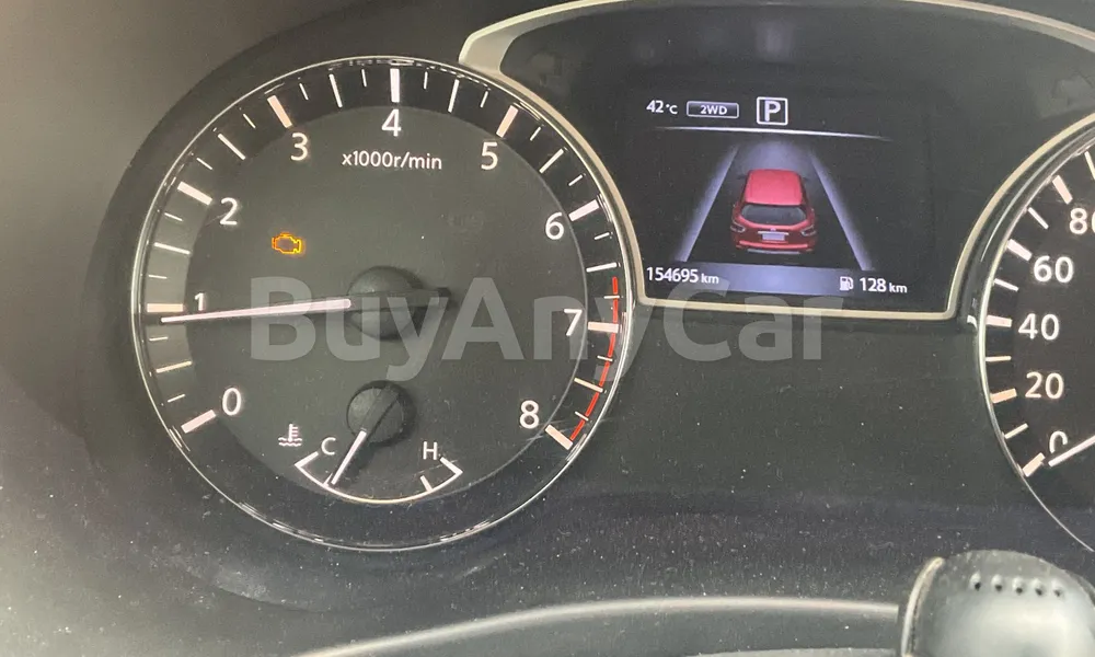 Vehicle photo 8