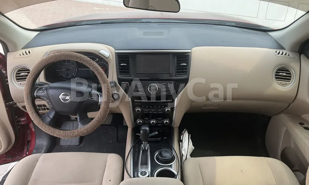 Vehicle photo 9