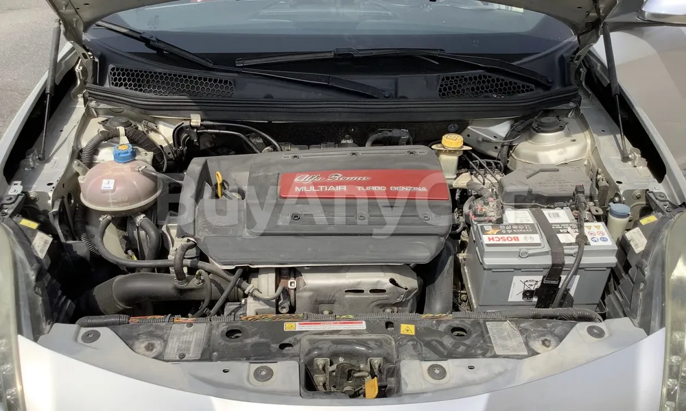 Vehicle photo 6
