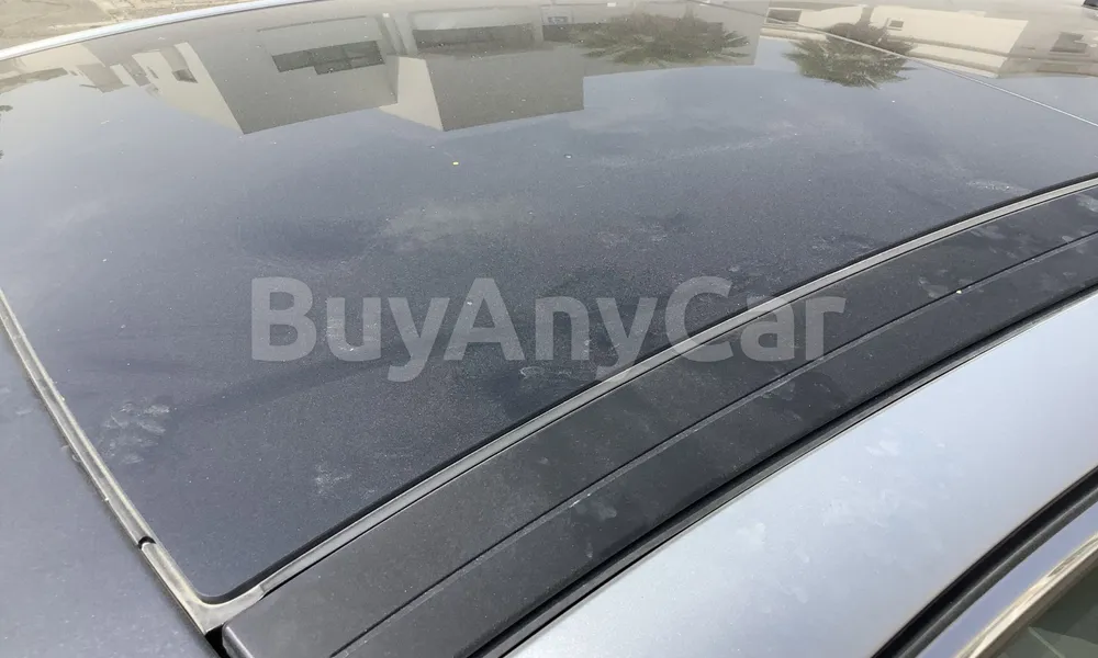 Vehicle photo 5