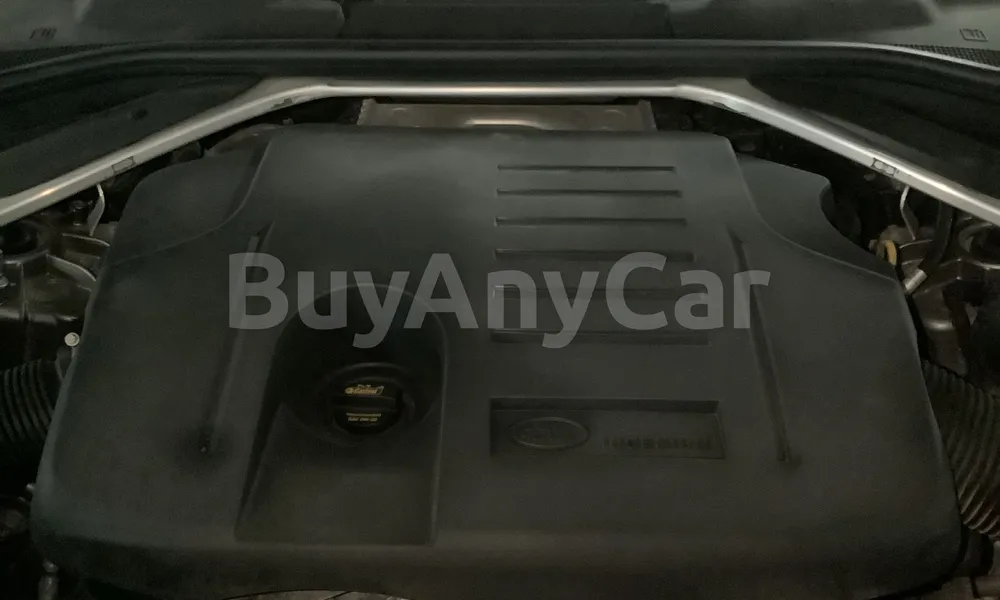 Vehicle photo 5