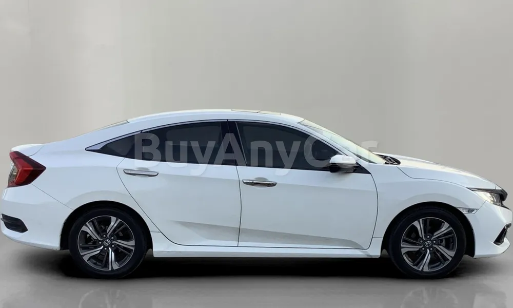 Vehicle photo 3