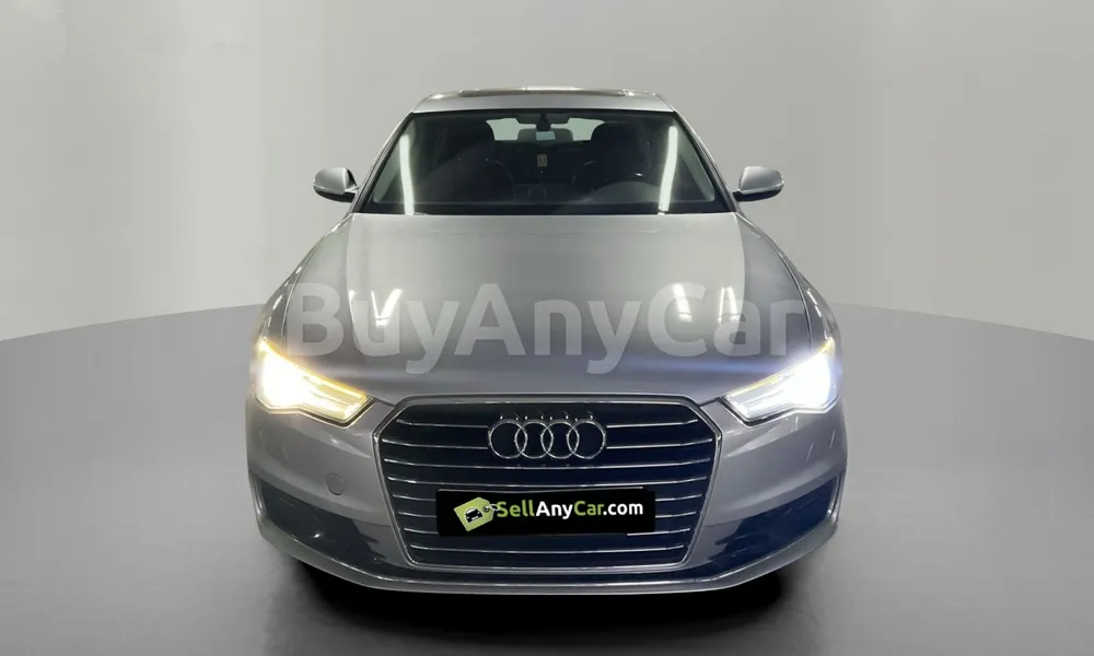 Vehicle photo 1