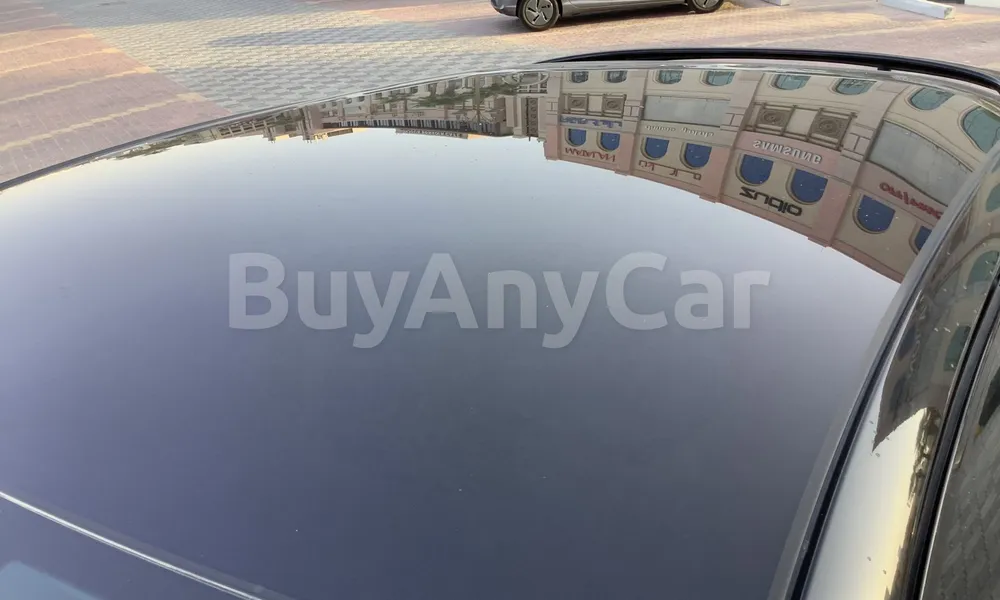 Vehicle photo 5