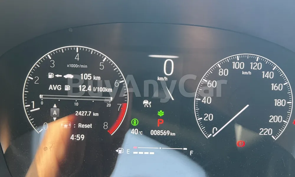 Vehicle photo 7