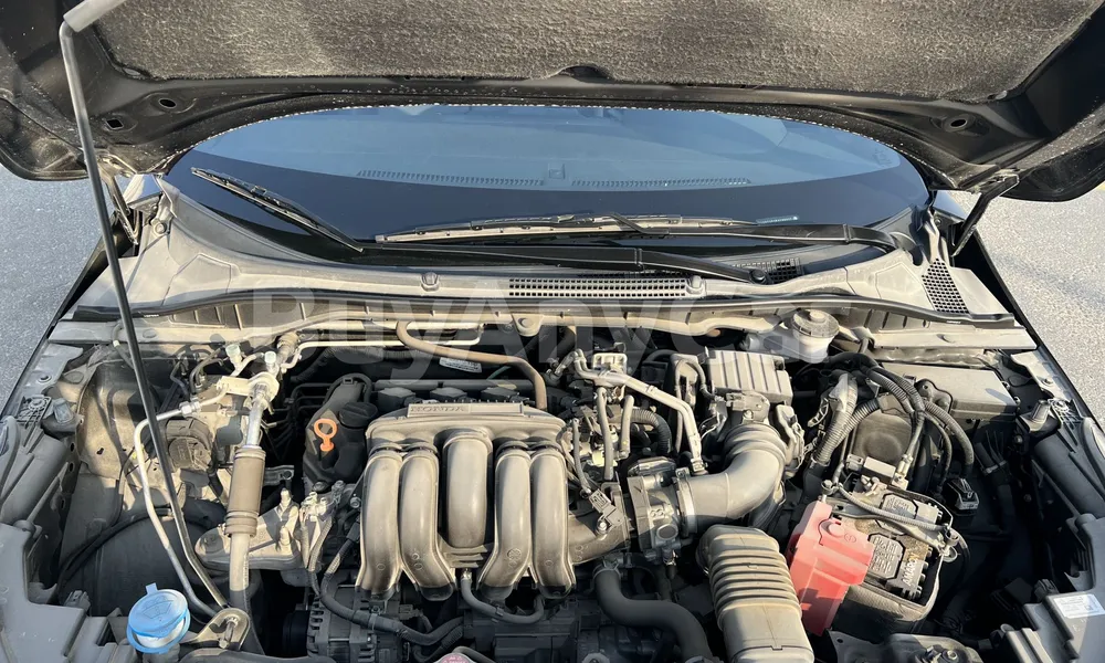 Vehicle photo 6