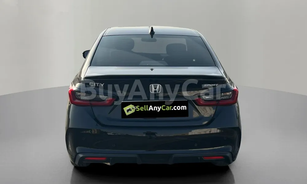 Vehicle photo 2