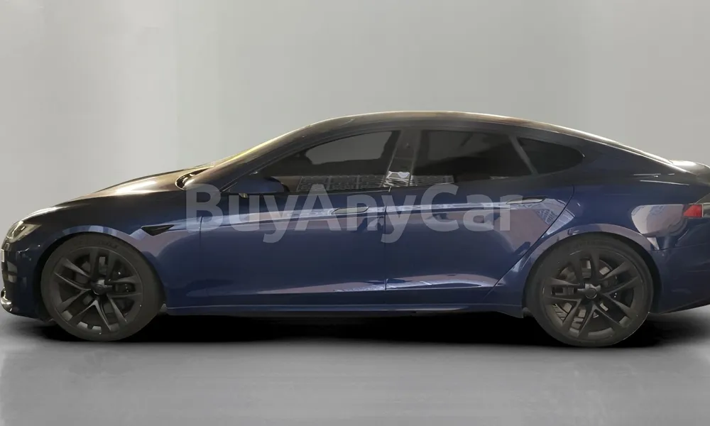 Vehicle photo 3
