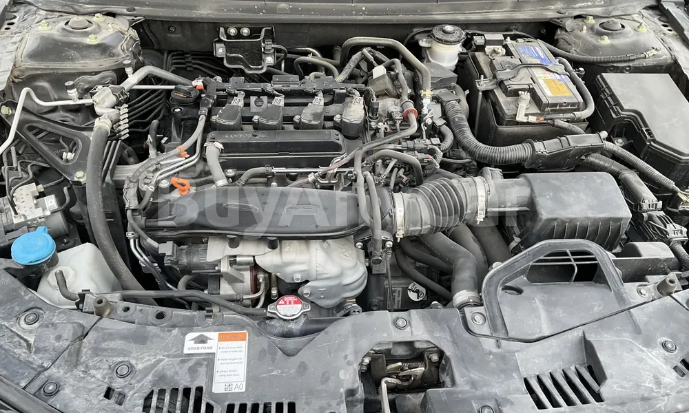 Vehicle photo 6
