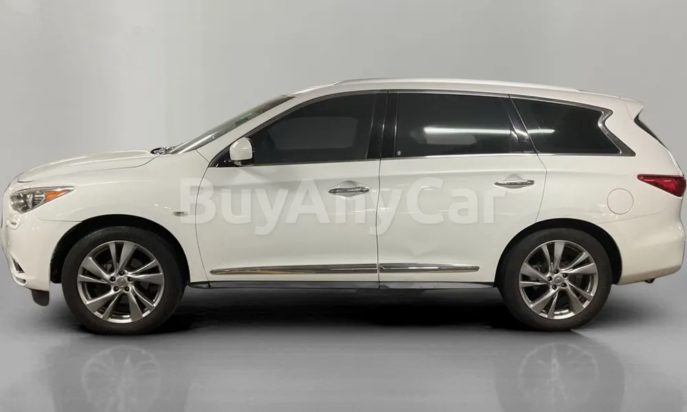 Vehicle photo 4