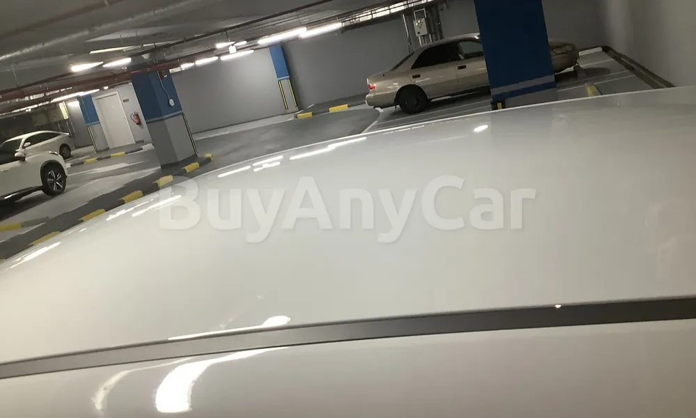 Vehicle photo 5