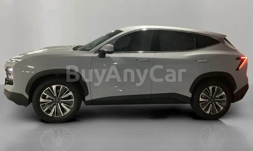 Vehicle photo 4