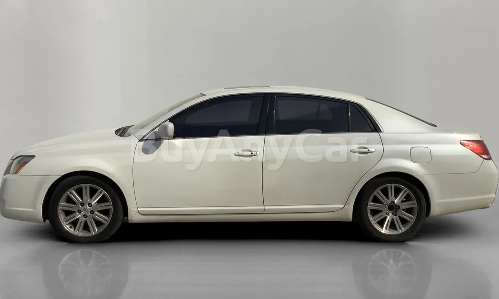 Vehicle photo 4