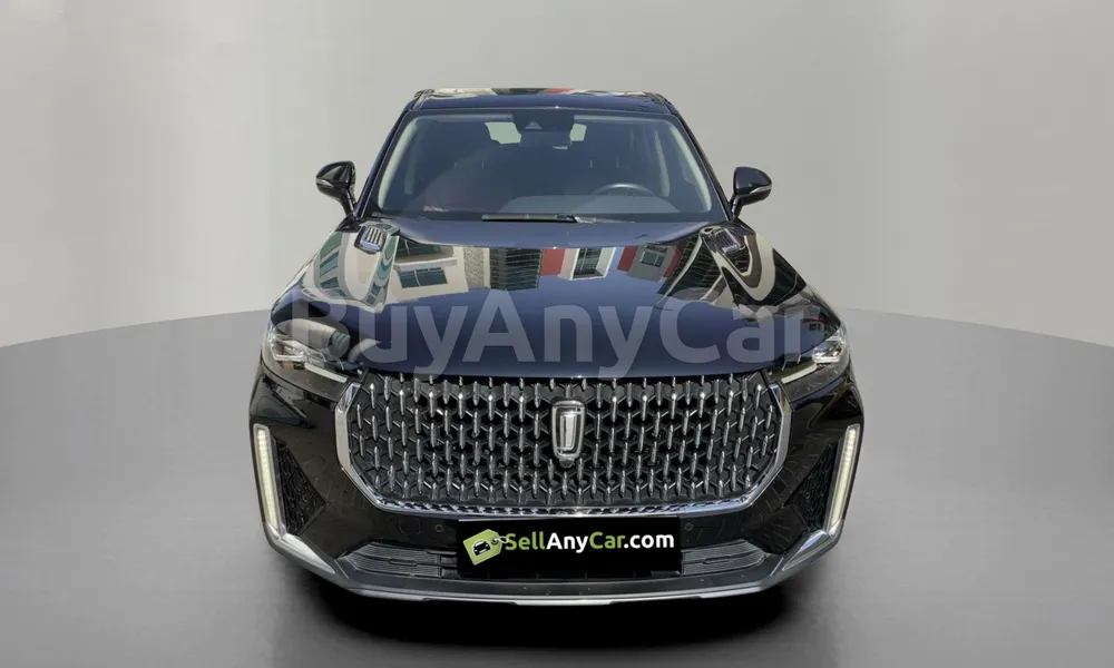 Vehicle photo 1