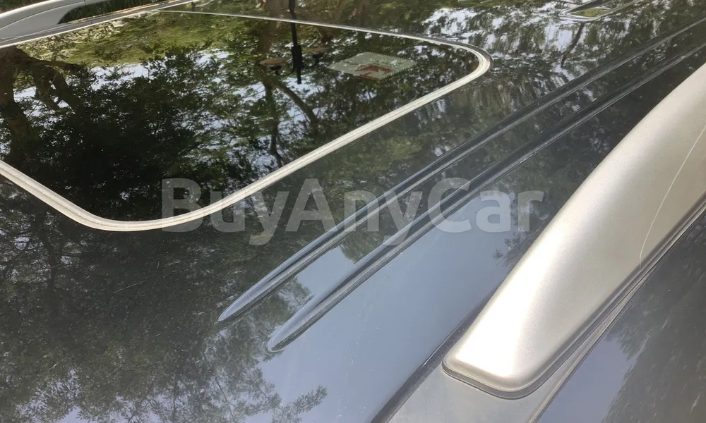 Vehicle photo 5