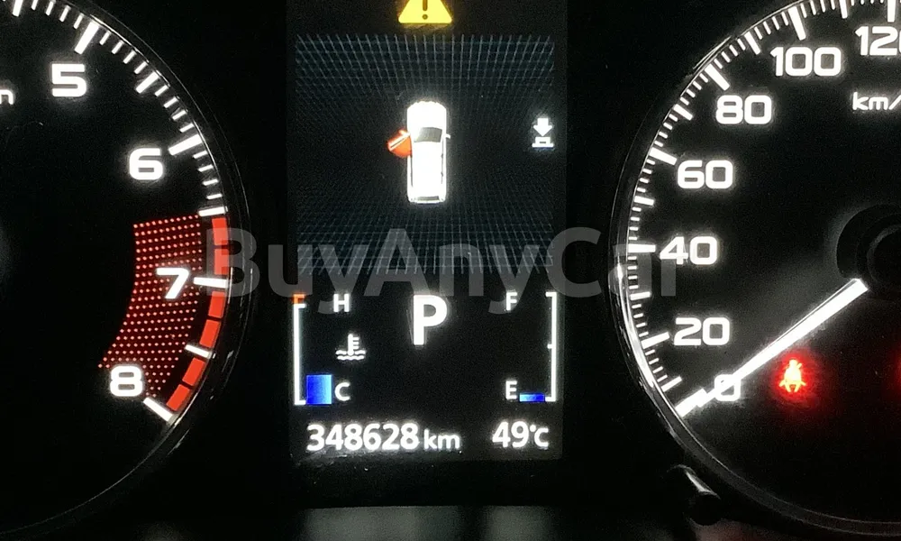 Vehicle photo 7
