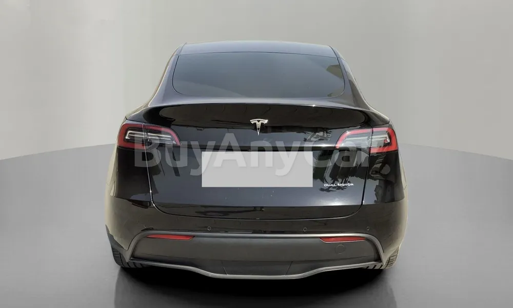 Vehicle photo 2