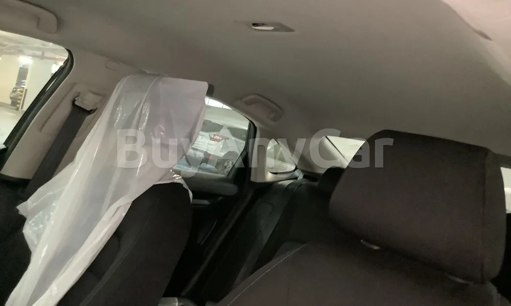 Vehicle photo 7