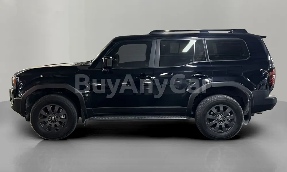 Vehicle photo 4