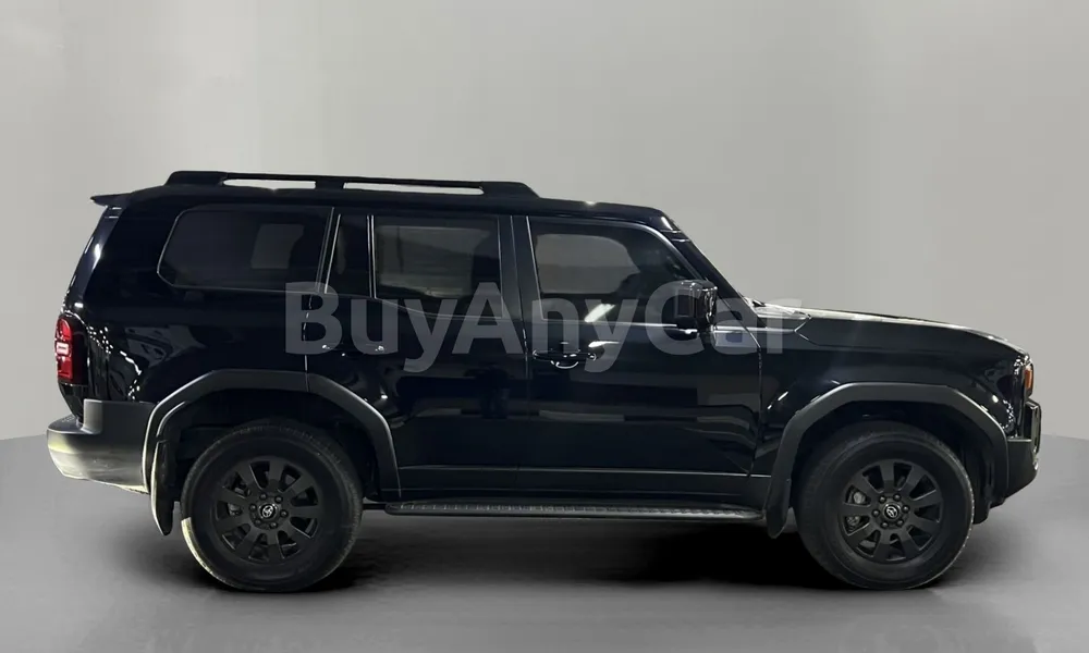 Vehicle photo 3
