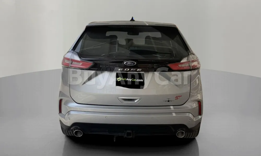 Vehicle photo 3