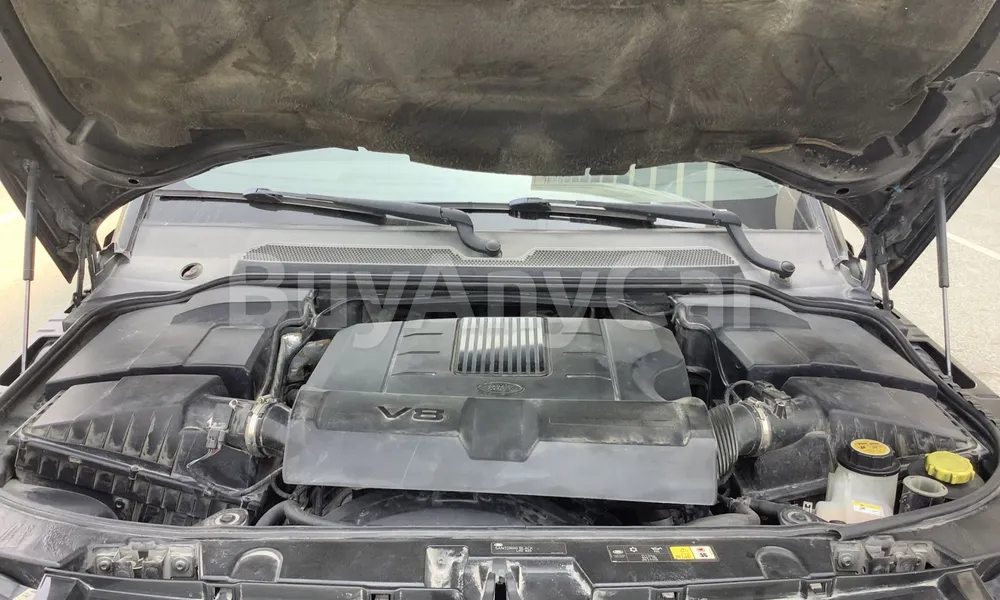 Vehicle photo 7