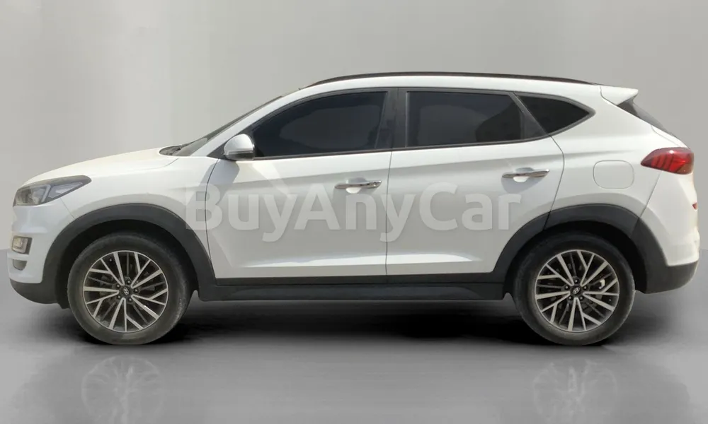 Vehicle photo 3