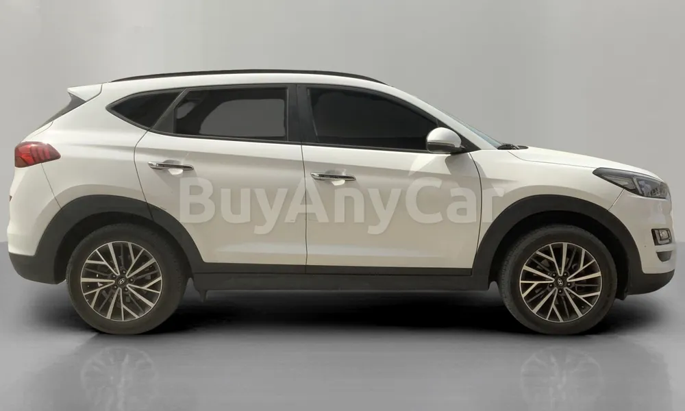 Vehicle photo 4