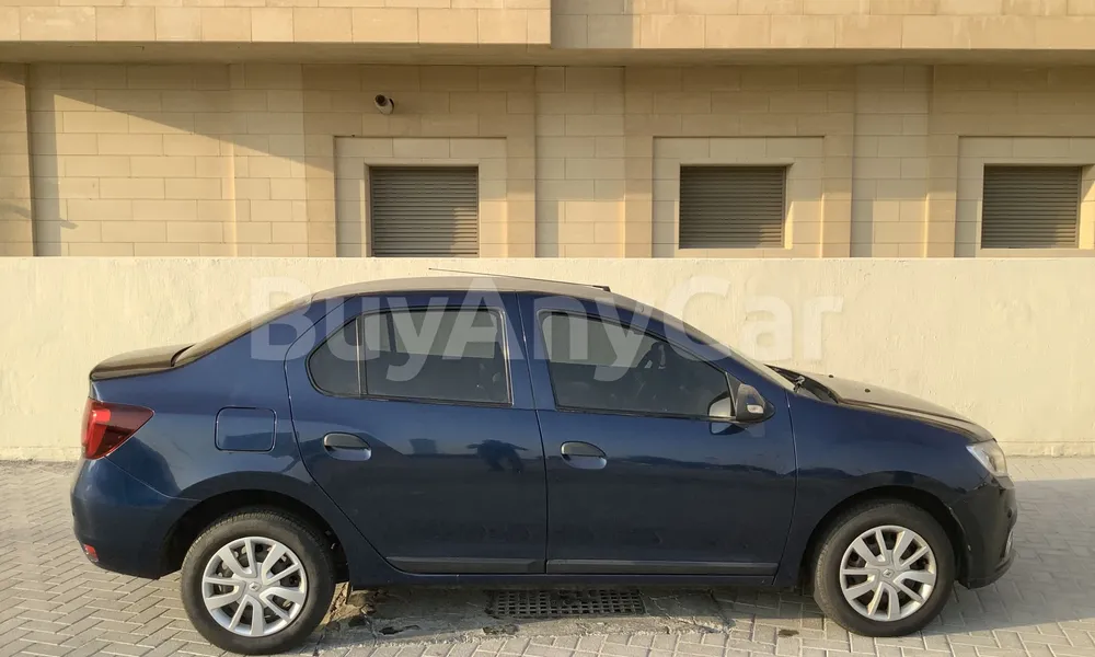 Vehicle photo 3