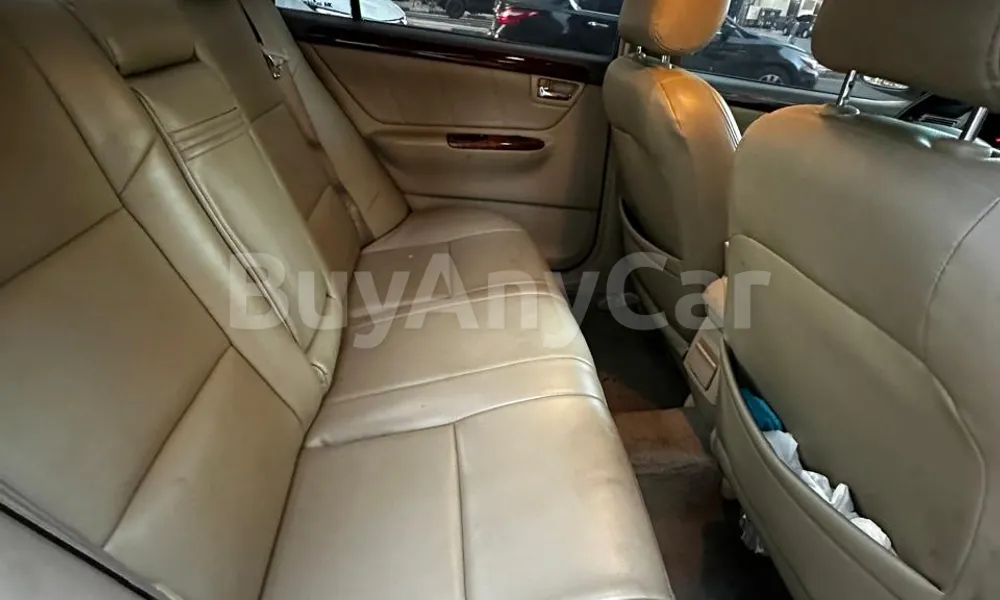 Vehicle photo 3
