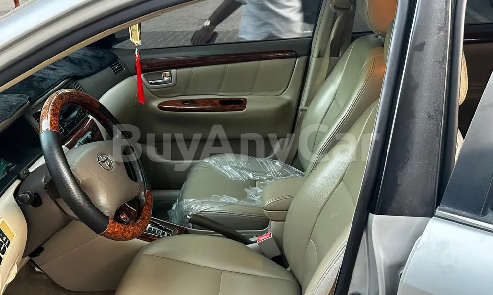 Vehicle photo 4