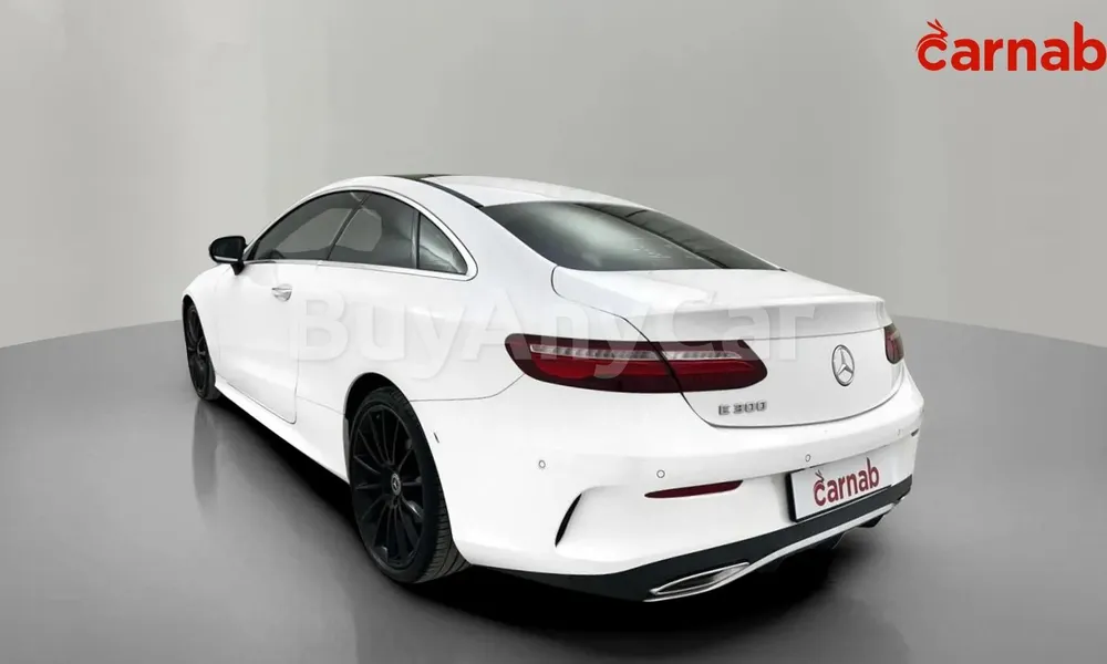 Vehicle photo 16