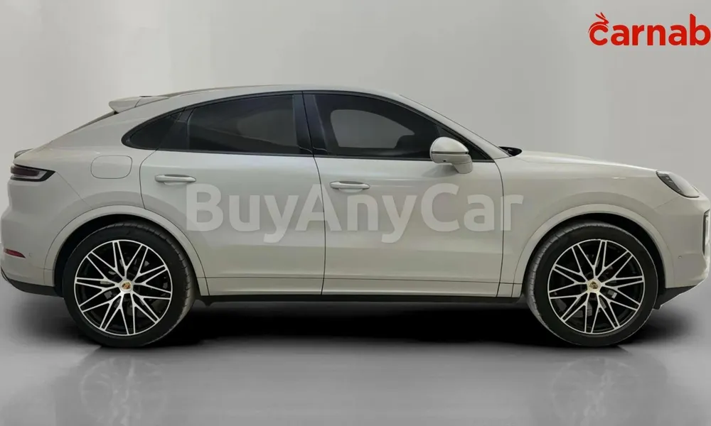 Vehicle photo 3