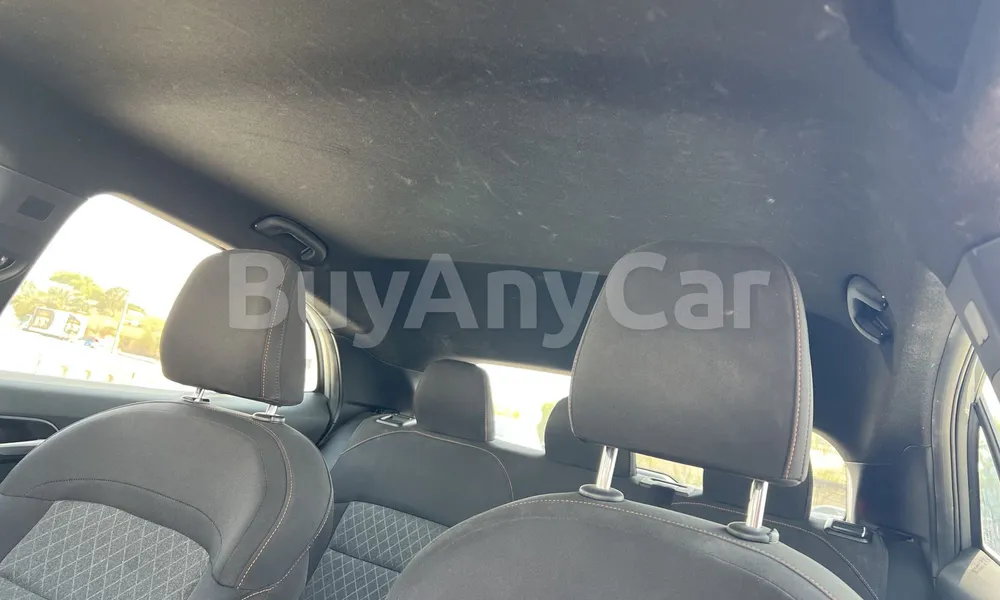 Vehicle photo 7