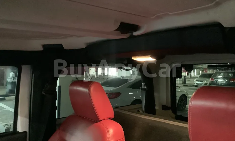 Vehicle photo 8