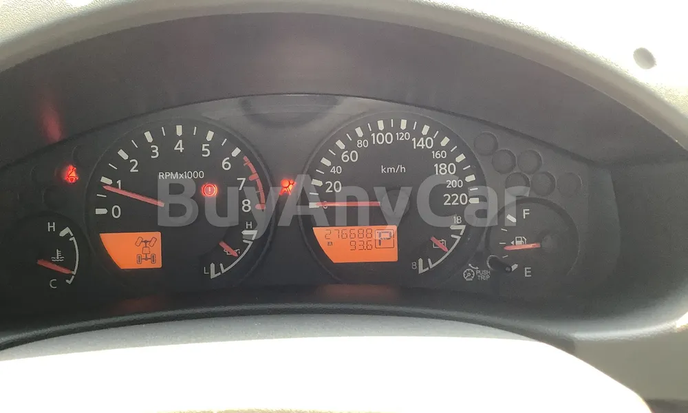 Vehicle photo 6