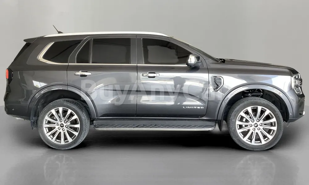 Vehicle photo 3