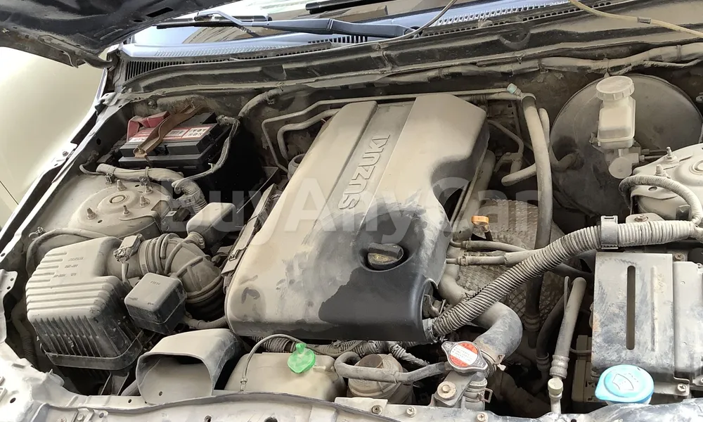 Vehicle photo 8