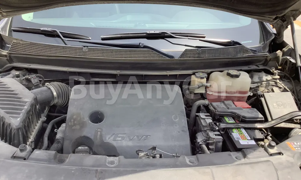 Vehicle photo 6
