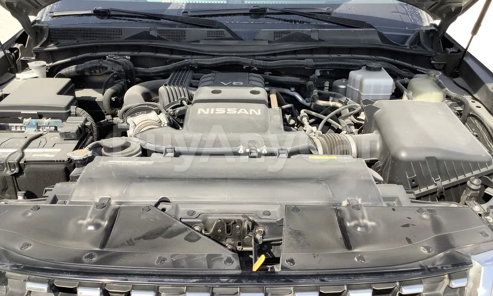 Vehicle photo 5