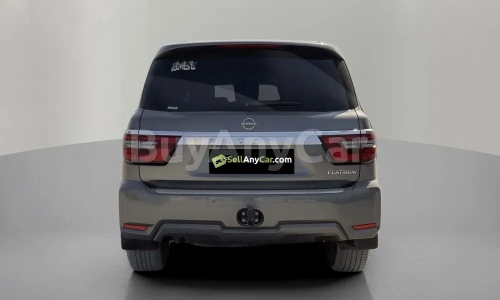 Vehicle photo 2