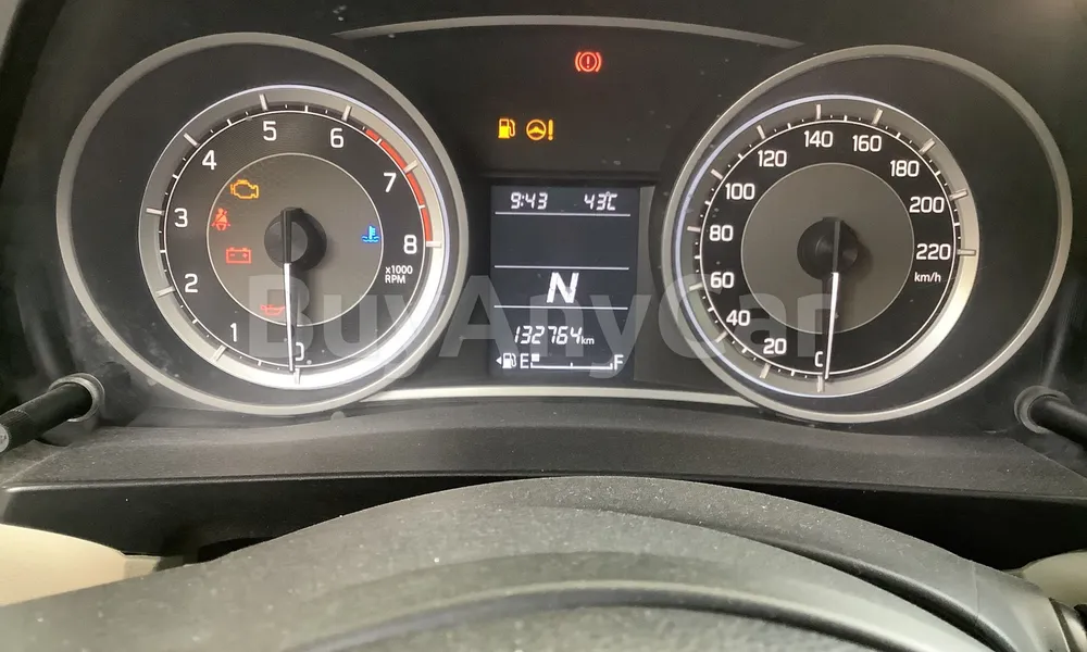 Vehicle photo 8