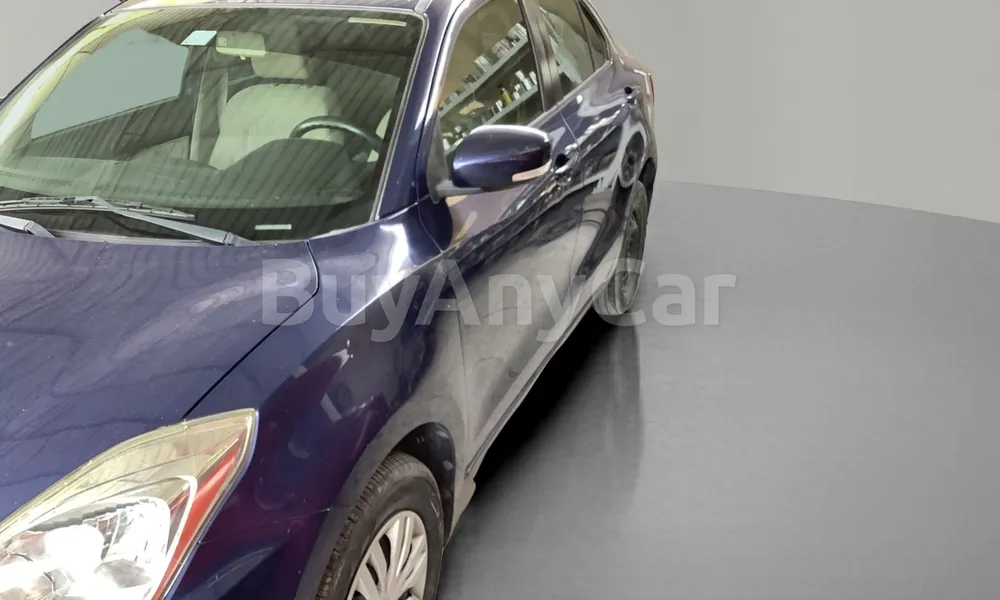 Vehicle photo 4