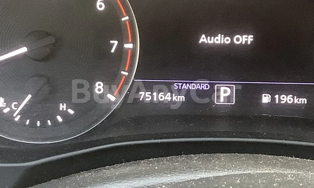 Vehicle photo 7