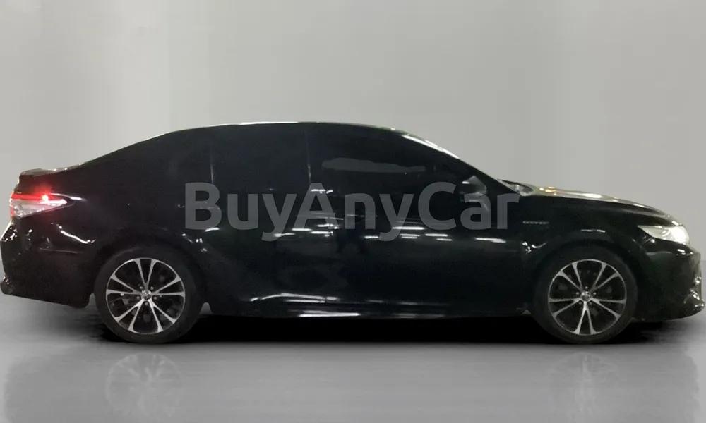 Vehicle photo 3