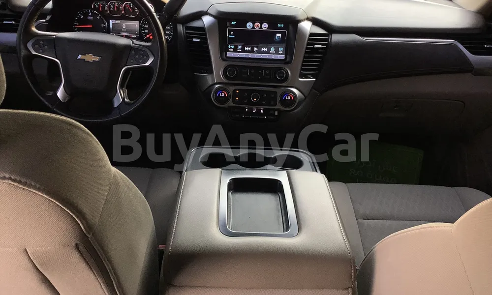 Vehicle photo 8