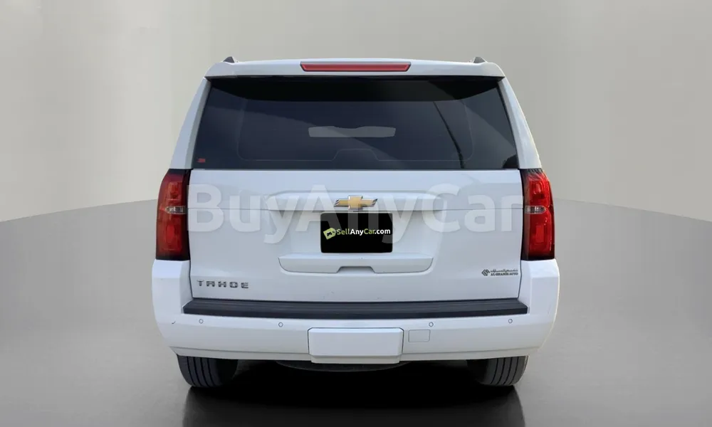 Vehicle photo 2