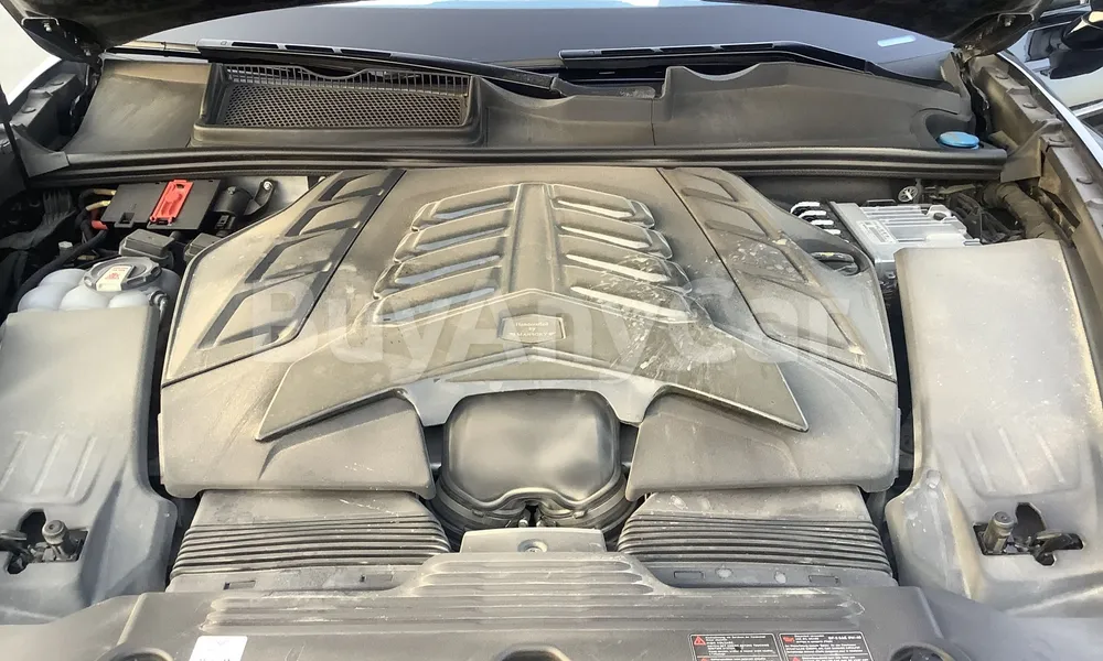 Vehicle photo 6