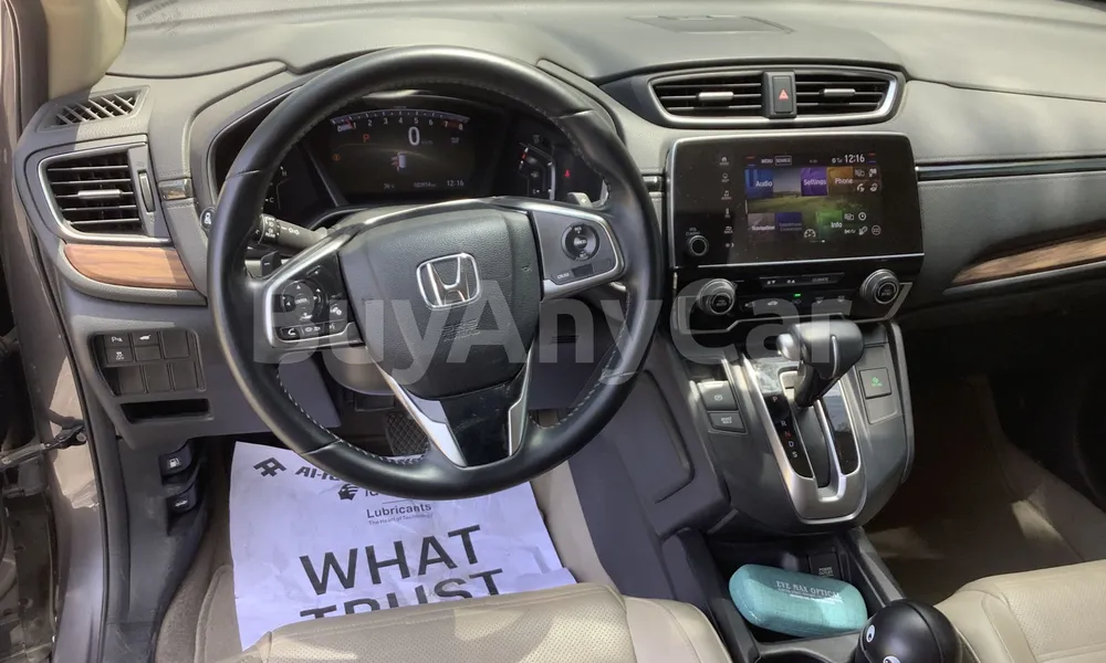 Vehicle photo 9