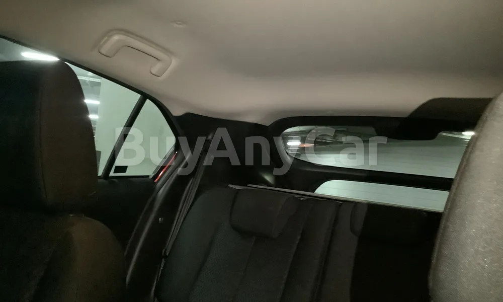 Vehicle photo 9